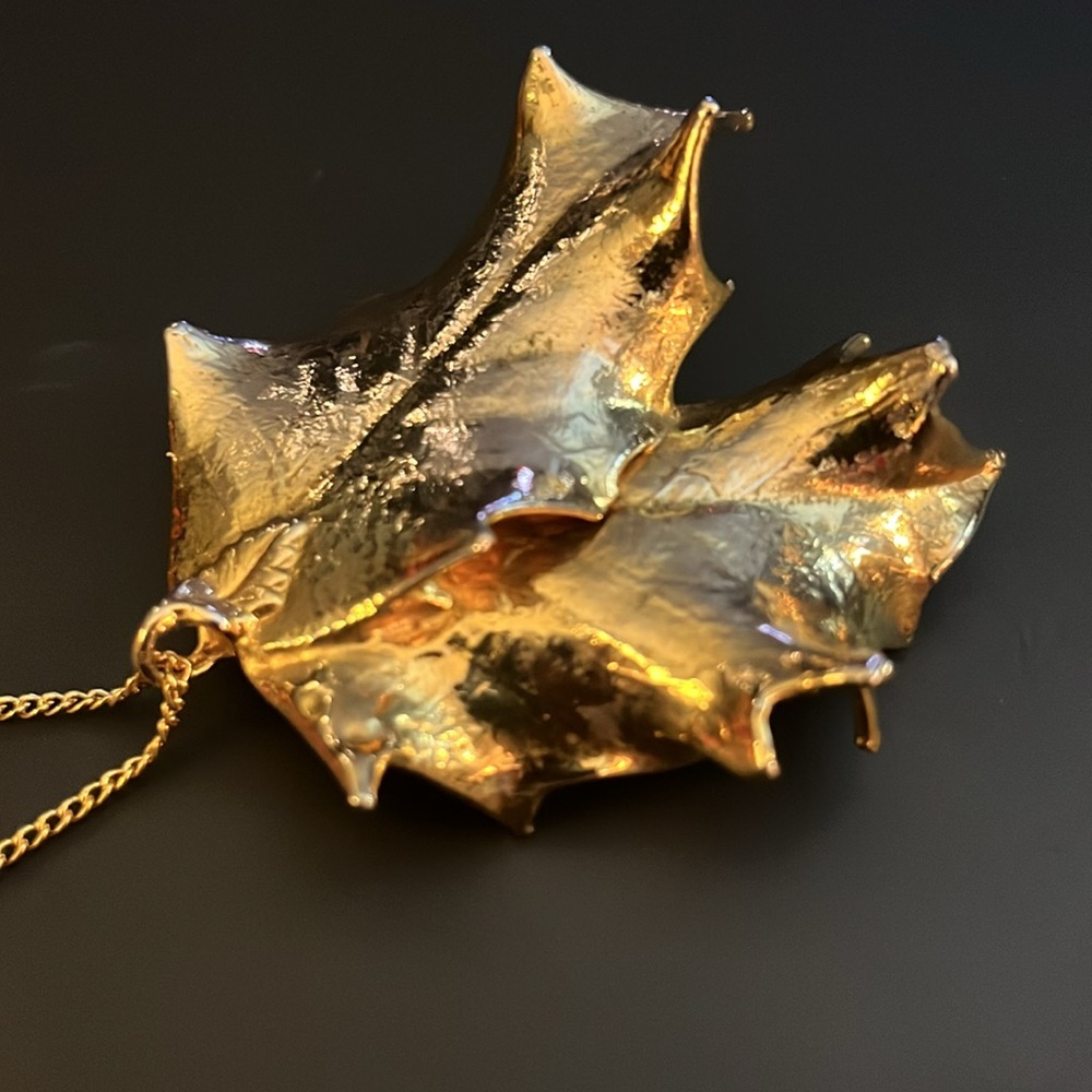 Gold-Dipped Double-Leaf Pendant - image 7